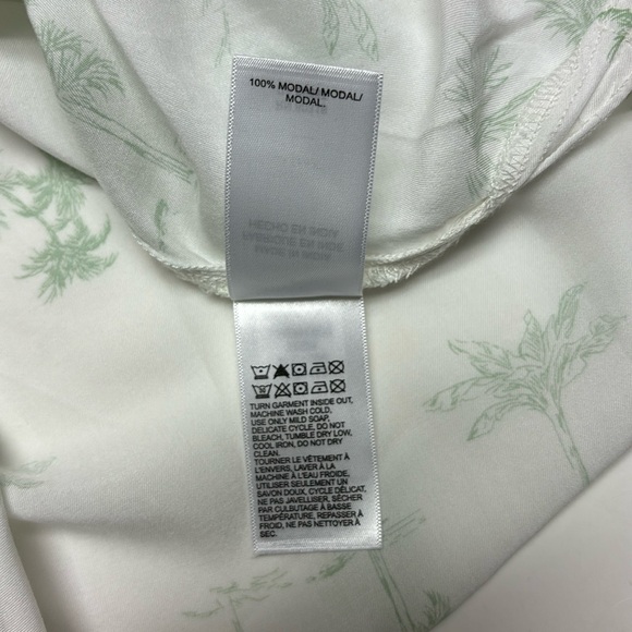 Lucky Brand women’s short sleeve shirt with green palm trees size M - Picture 7 of 7